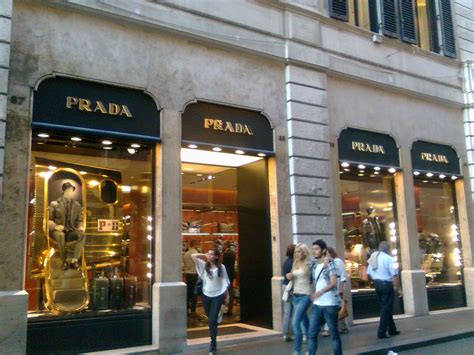 prada roma negozio|prada roma donna.